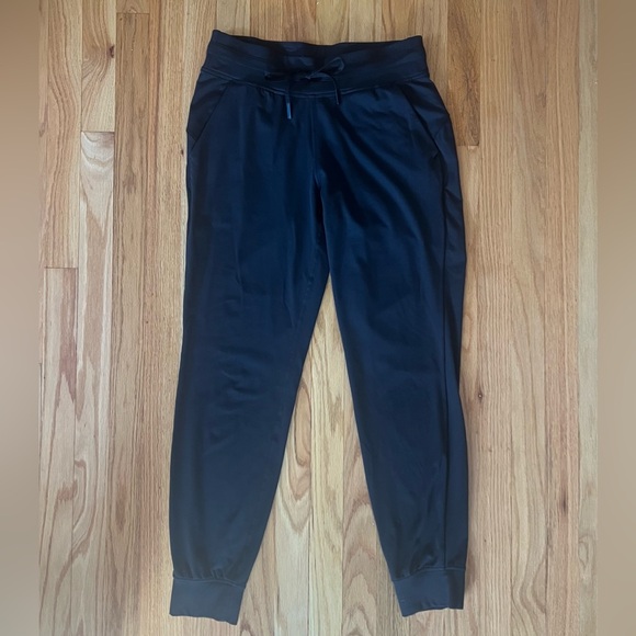 Lululemon Align Joggers size 8 - Picture 1 of 5